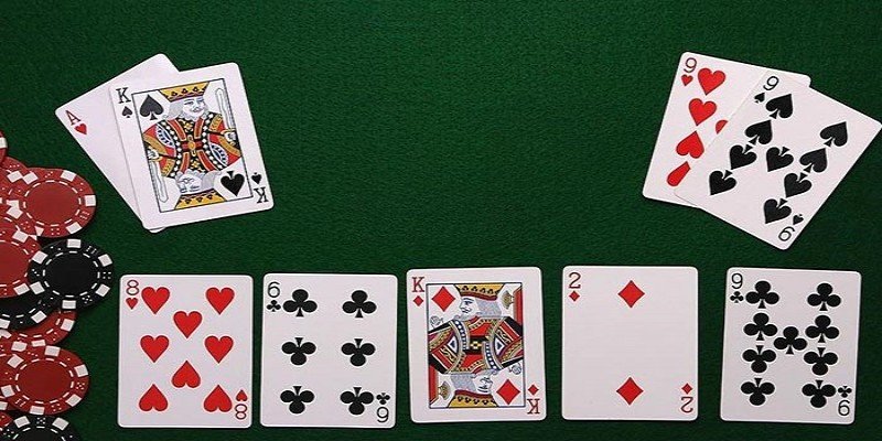 Chiến thuật khi bạn nắm giữ cù lũ trong các game bài